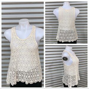 Anthropology Pins and Needles lace top cream